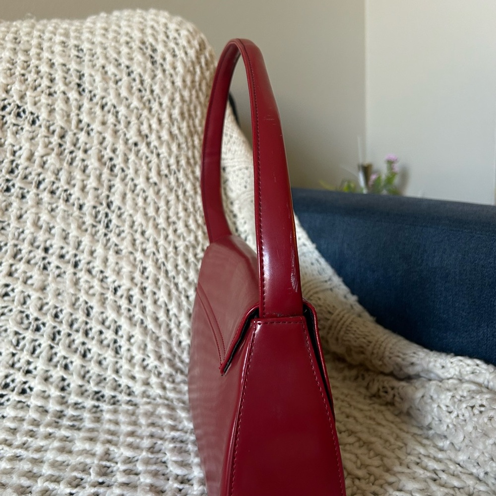 Ferragamo Red Leather Shoulder Bag - Picture 4 of 8